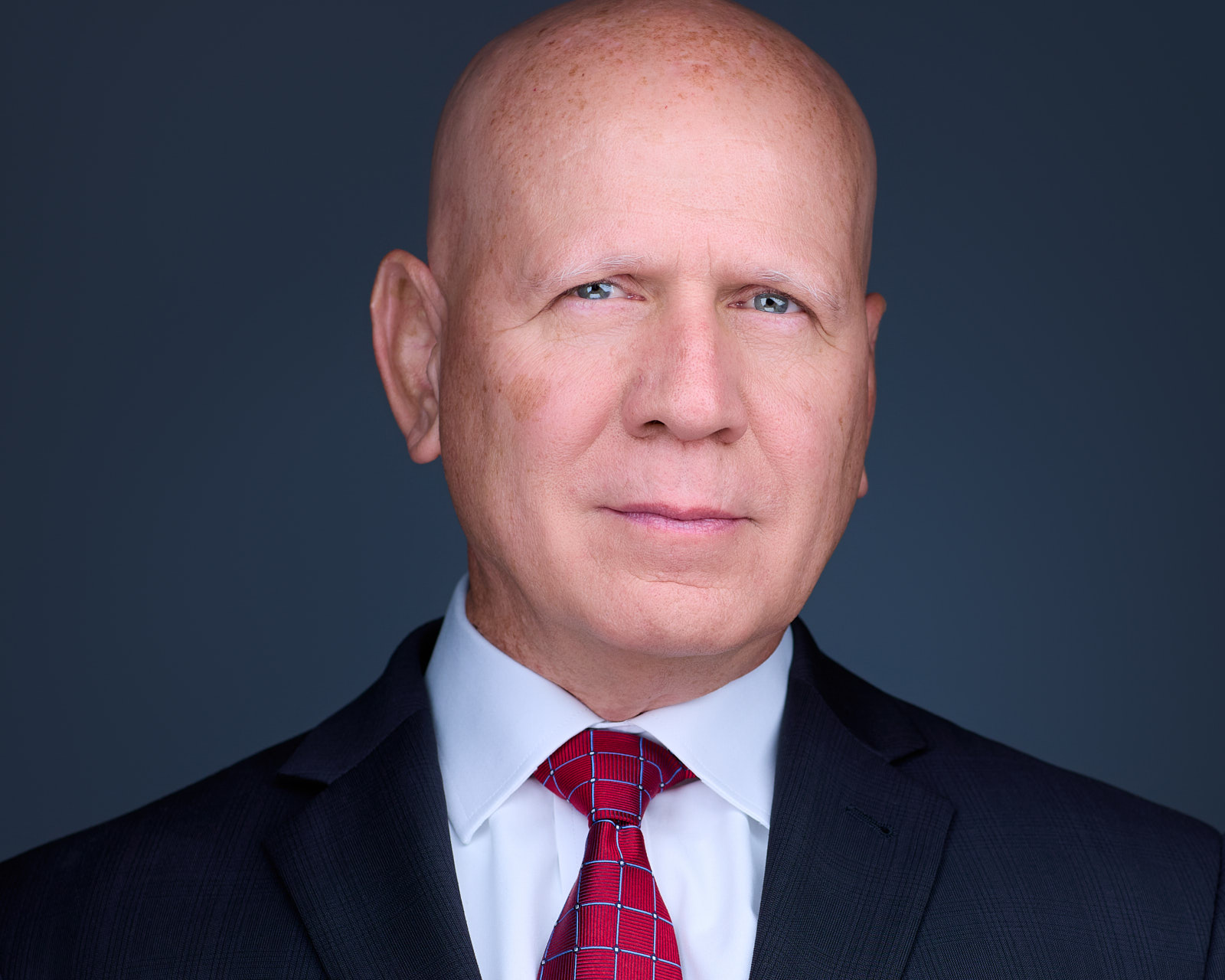 Professional headshot by DeMayne Earvin of The Headshot Experience in Cleveland, Ohio