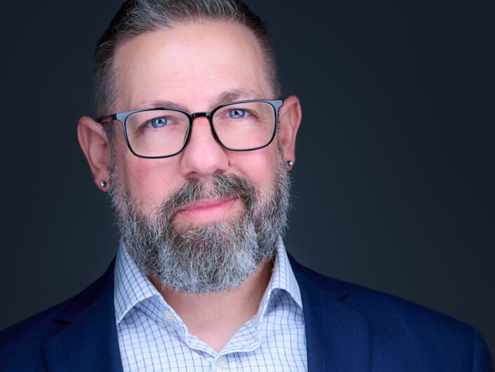 Cleveland's most professional headshots for actors, models, creators and busines.