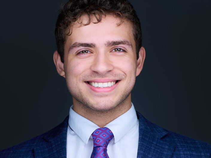 Professional headshot by DeMayne Earvin of The Headshot Experience in Cleveland, Ohio