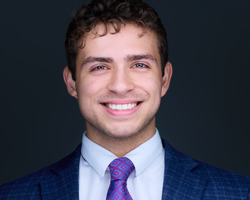 Professional headshot by DeMayne Earvin of The Headshot Experience in Cleveland, Ohio